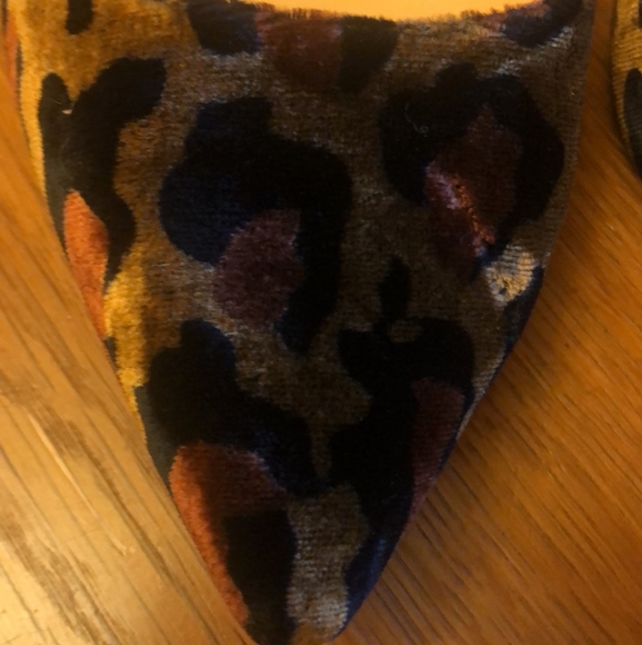 Heels - Picture 8 of 8